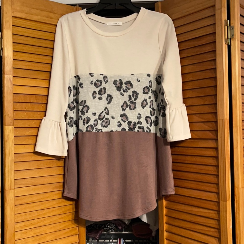 Tri Block Colored Cheetah Top